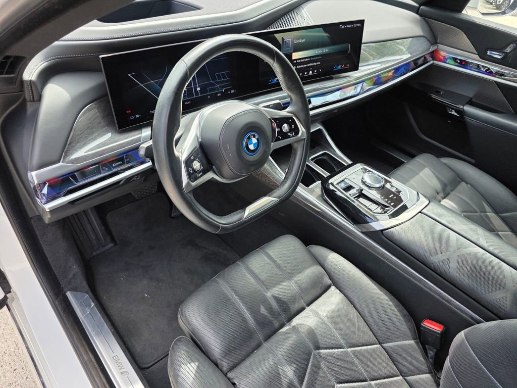 Certified 2023 BMW i7 xDrive60 image 10