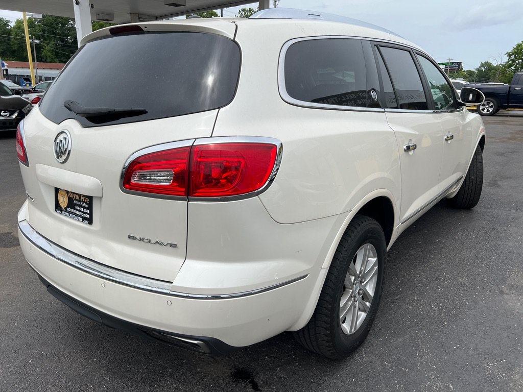 Used 2015 Buick Enclave Convenience FWD image 3