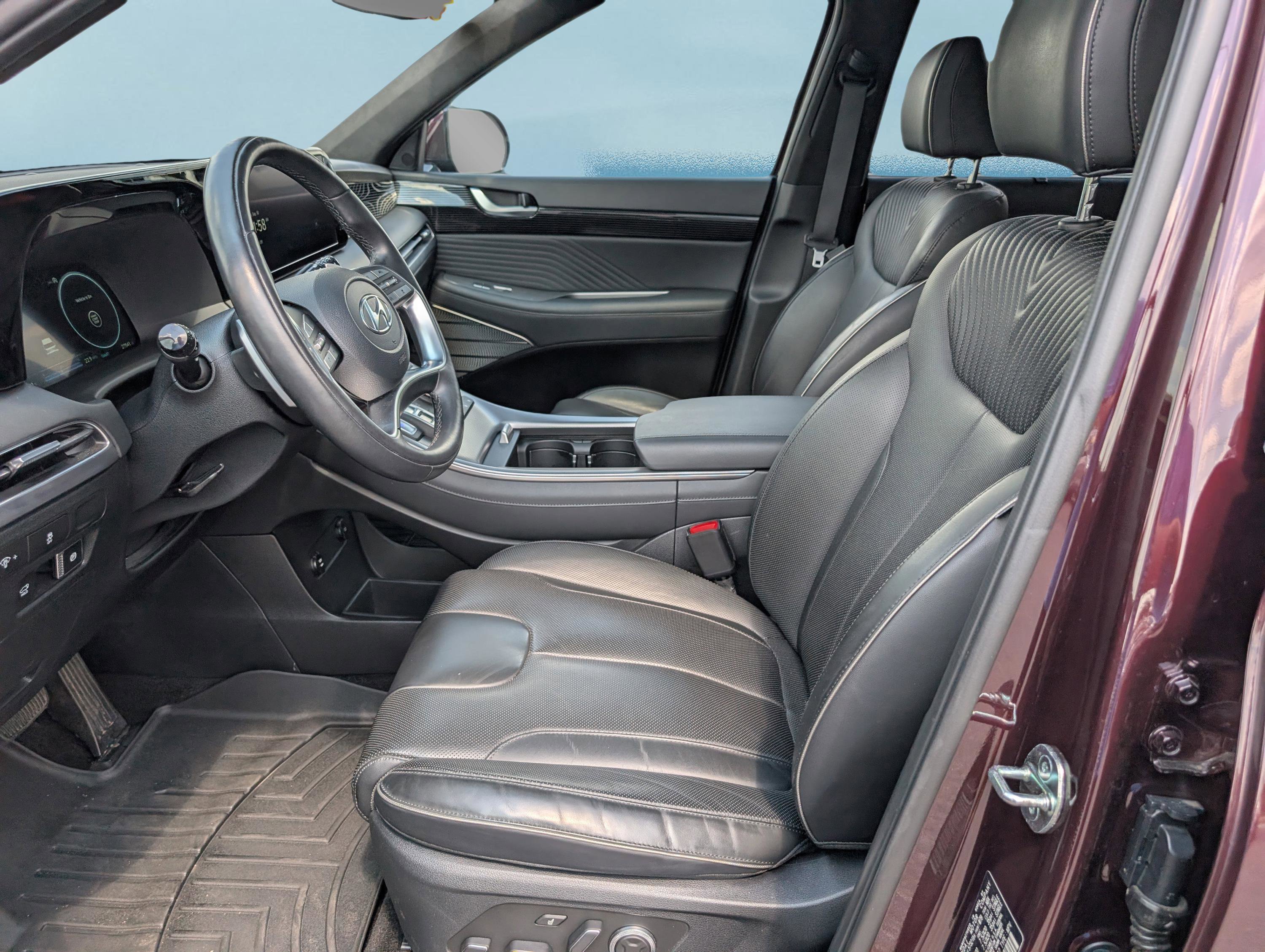Used 2023 Hyundai Palisade Calligraphy image 18
