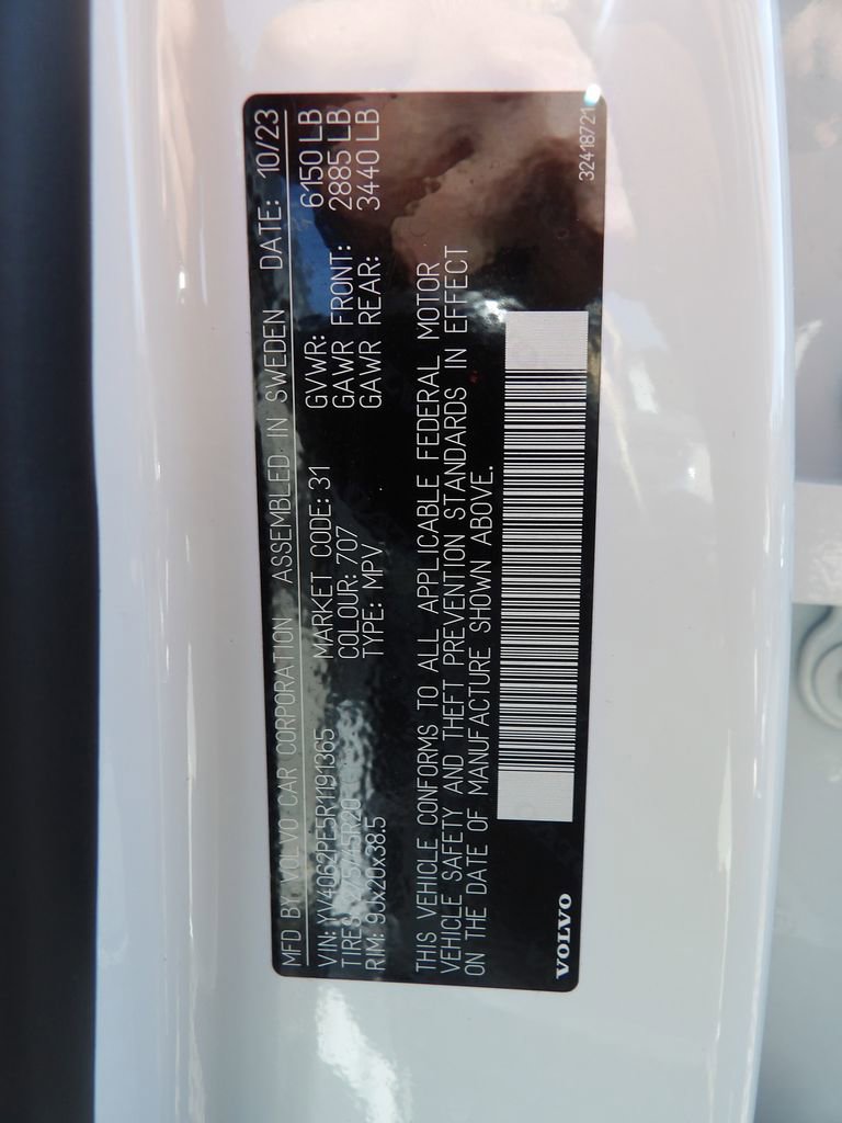 Certified 2024 Volvo XC90 B6 Plus w/ Protection Package Premier image 34