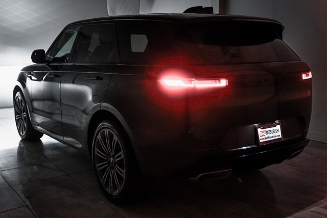 Used 2024 Land Rover Range Rover Sport Dynamic SE image 36