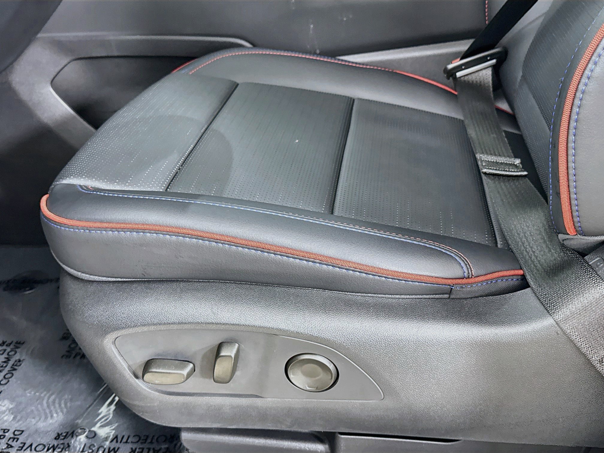 Used 2025 Chevrolet Silverado EV RST AWD/4WD image 22