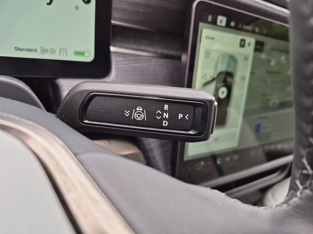 Used 2024 Rivian R1S Adventure AWD/4WD image 27