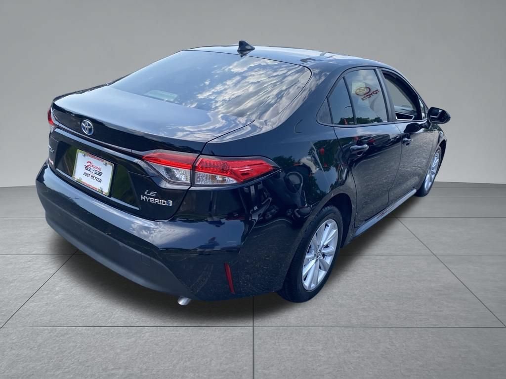 Used 2023 Toyota Corolla LE w/ LE Convenience Package FWD image 16