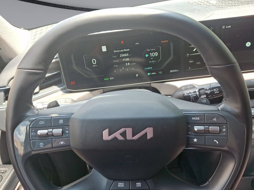 Used 2024 Kia EV9 Land AWD/4WD image 16