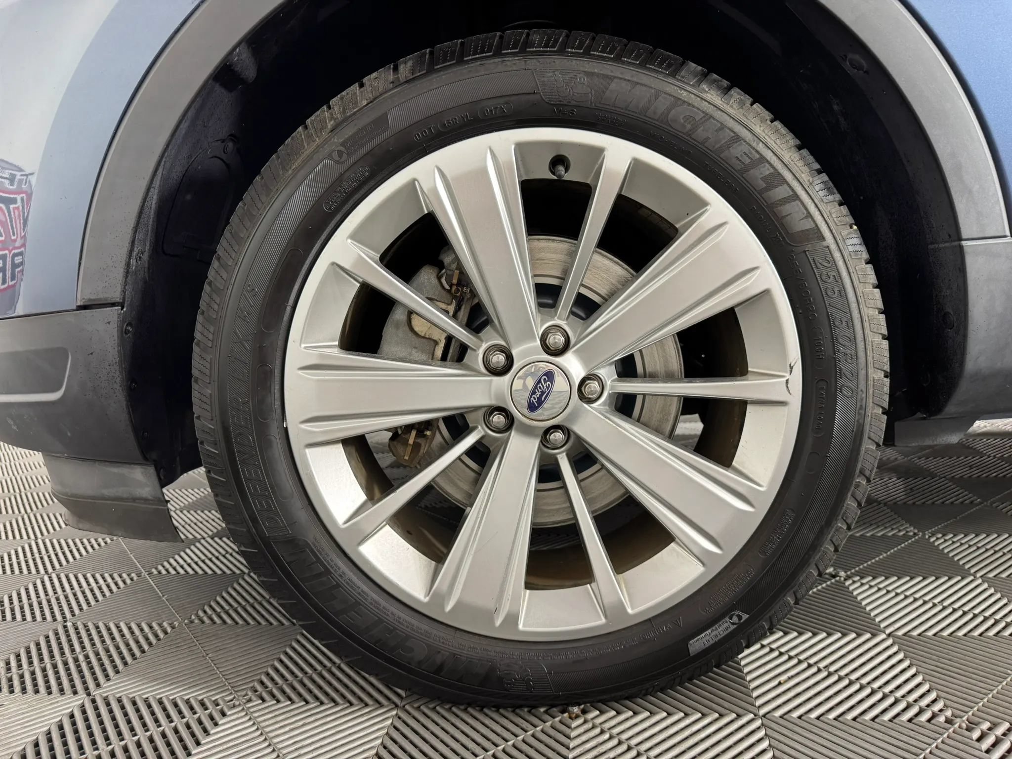 Used 2019 Ford Explorer Limited w/ Class III Trailer Tow Package AWD/4WD image 48