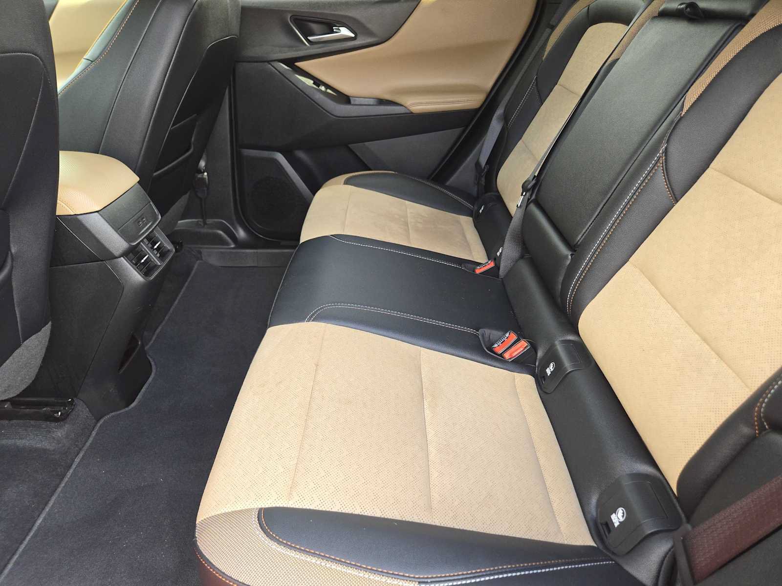 Certified 2025 Chevrolet Equinox ACTIV AWD/4WD image 28