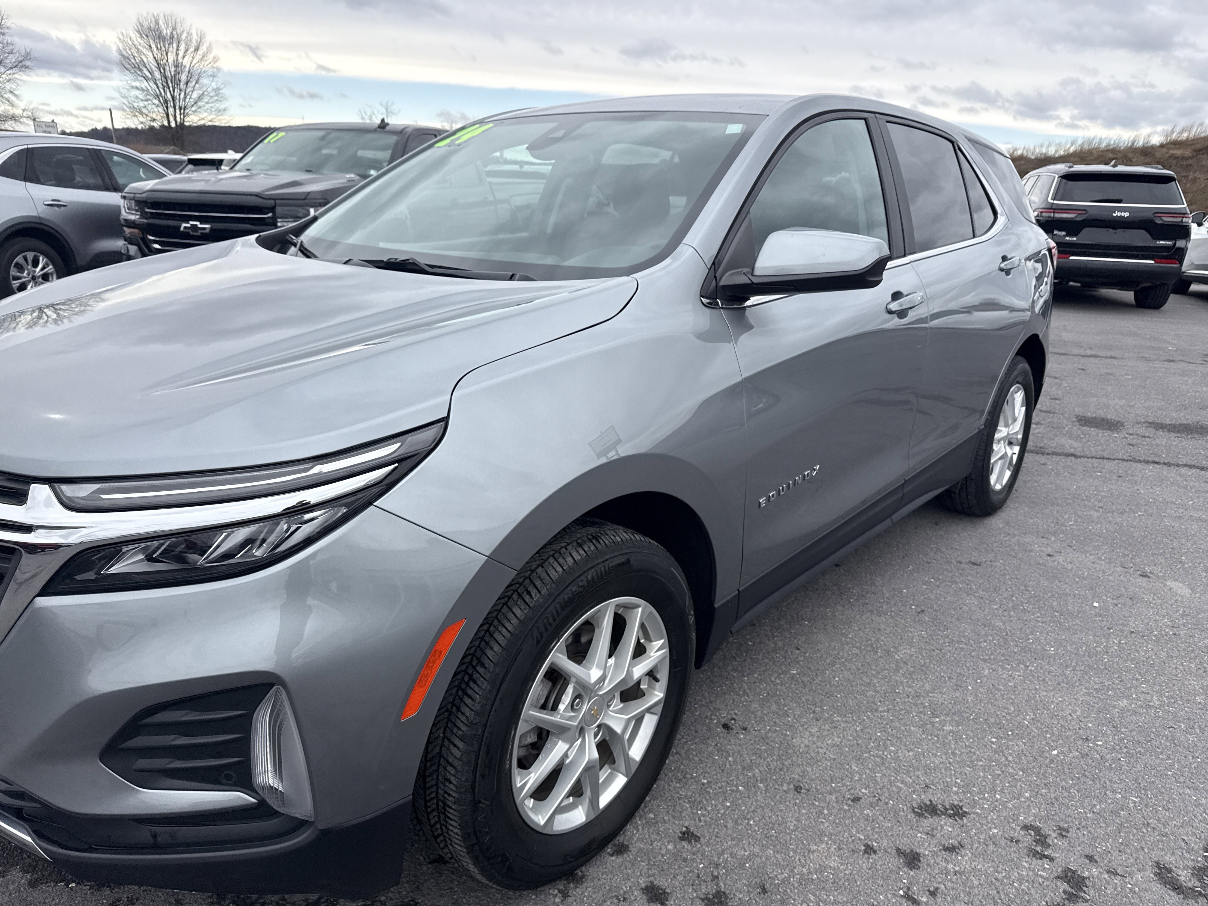 Used 2024 Chevrolet Equinox LT AWD/4WD image 7