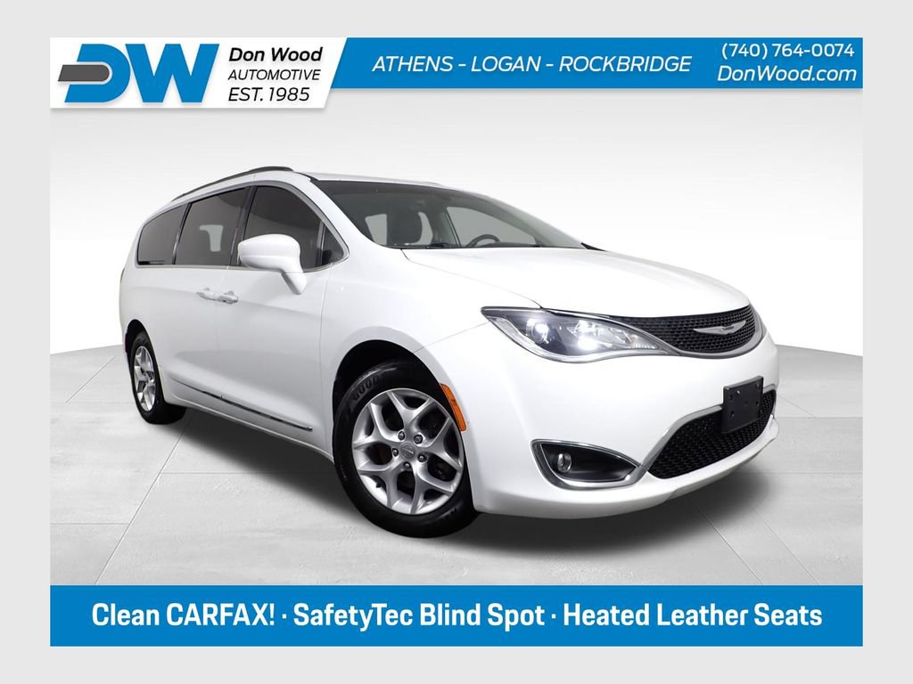Used 2017 Chrysler Pacifica Touring-L w/ Tire & Wheel Group