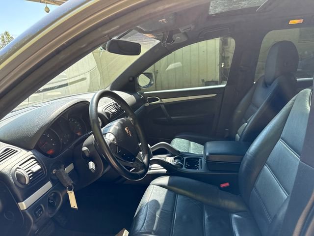 Used 2008 Porsche Cayenne AWD/4WD image 15