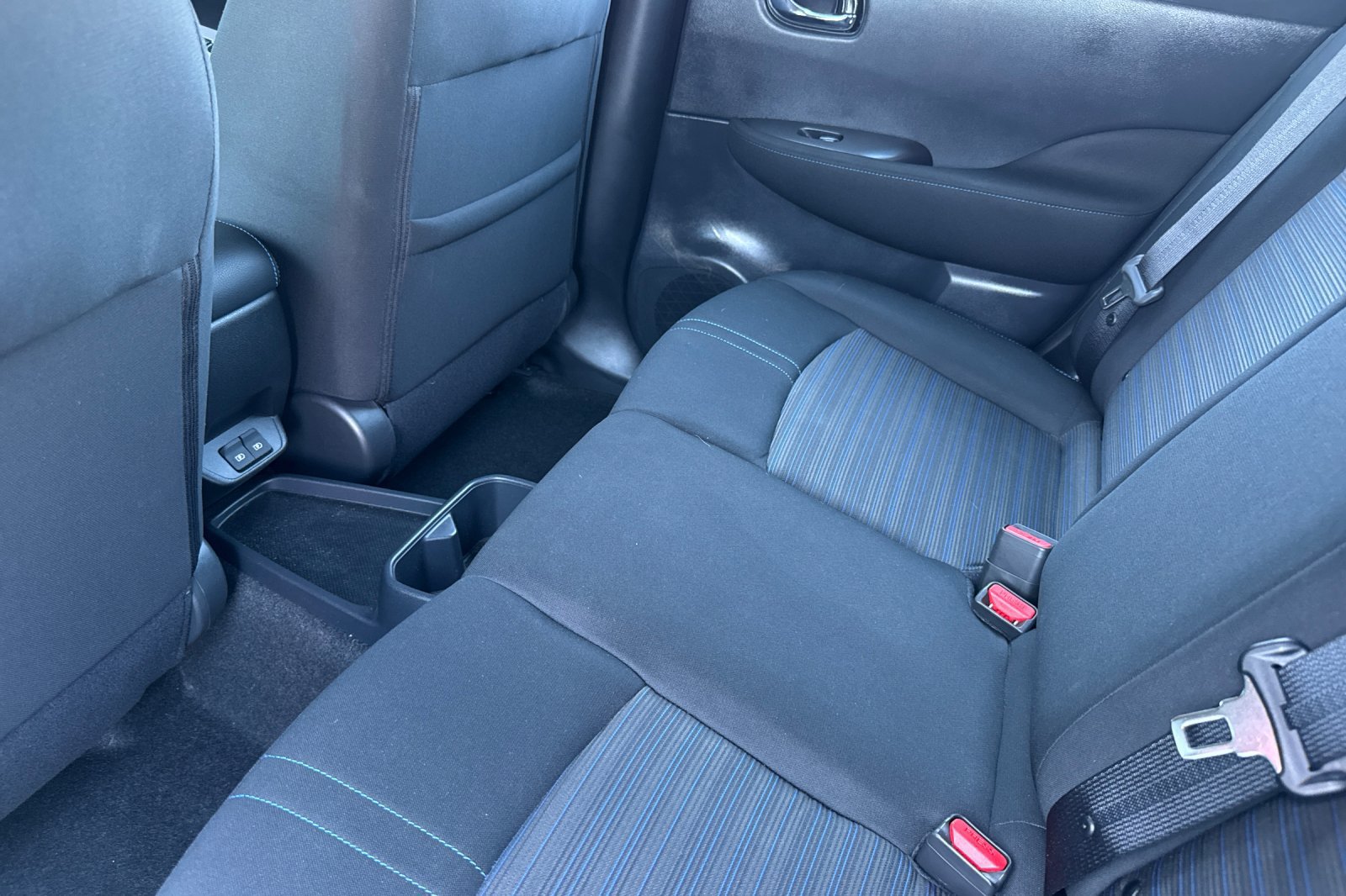 Certified 2025 Nissan Leaf S FWD image 15