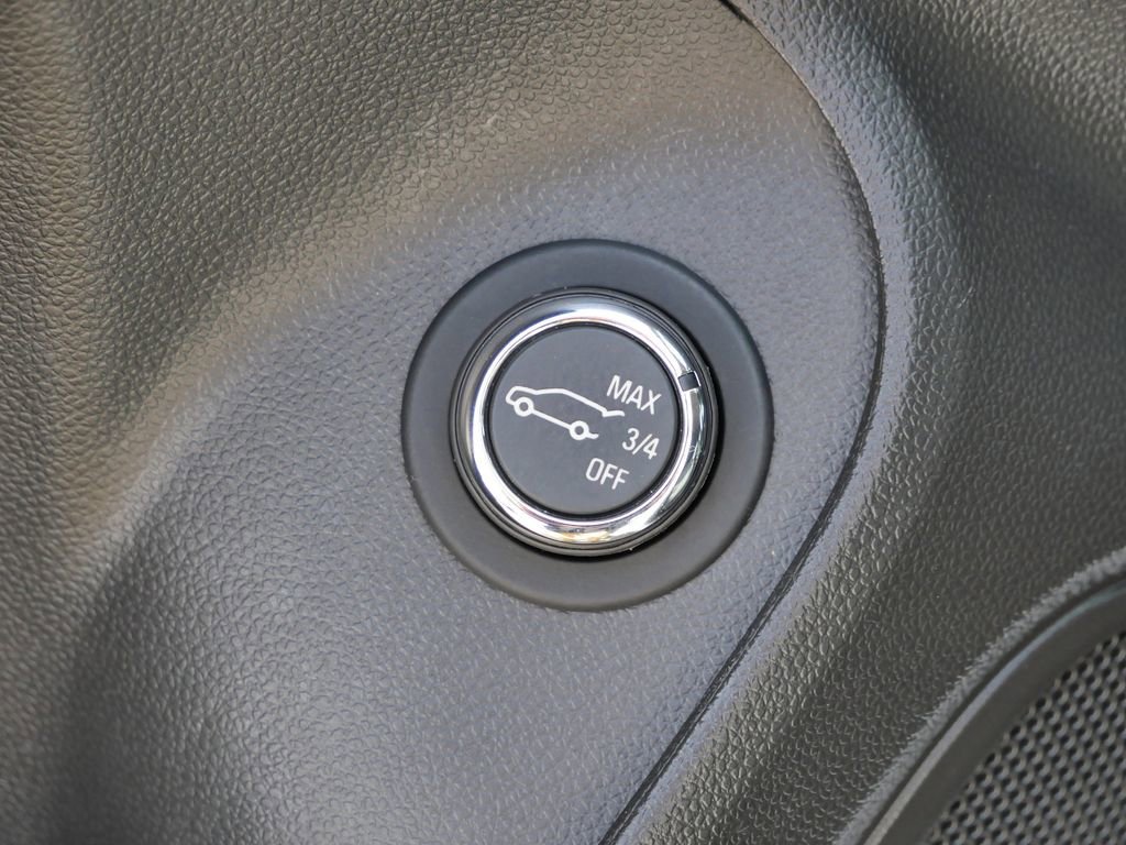 Used 2023 Buick Encore GX Select AWD/4WD image 35