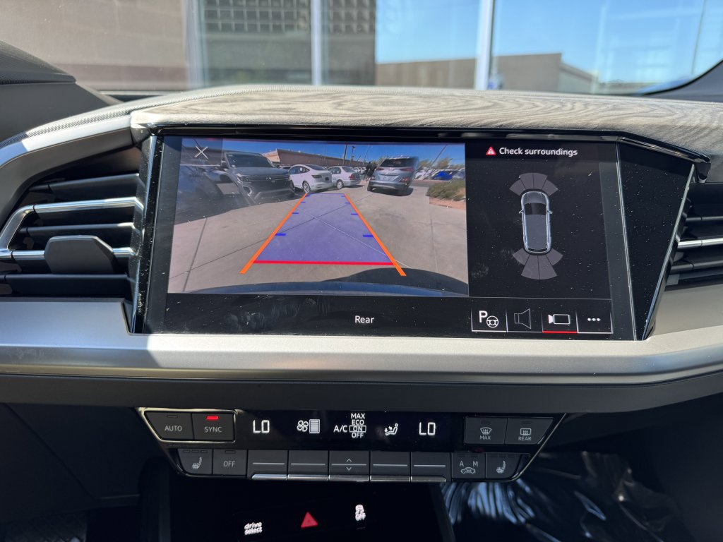 Used 2023 Audi Q4 e-tron Premium Plus w/ Premium Plus image 24