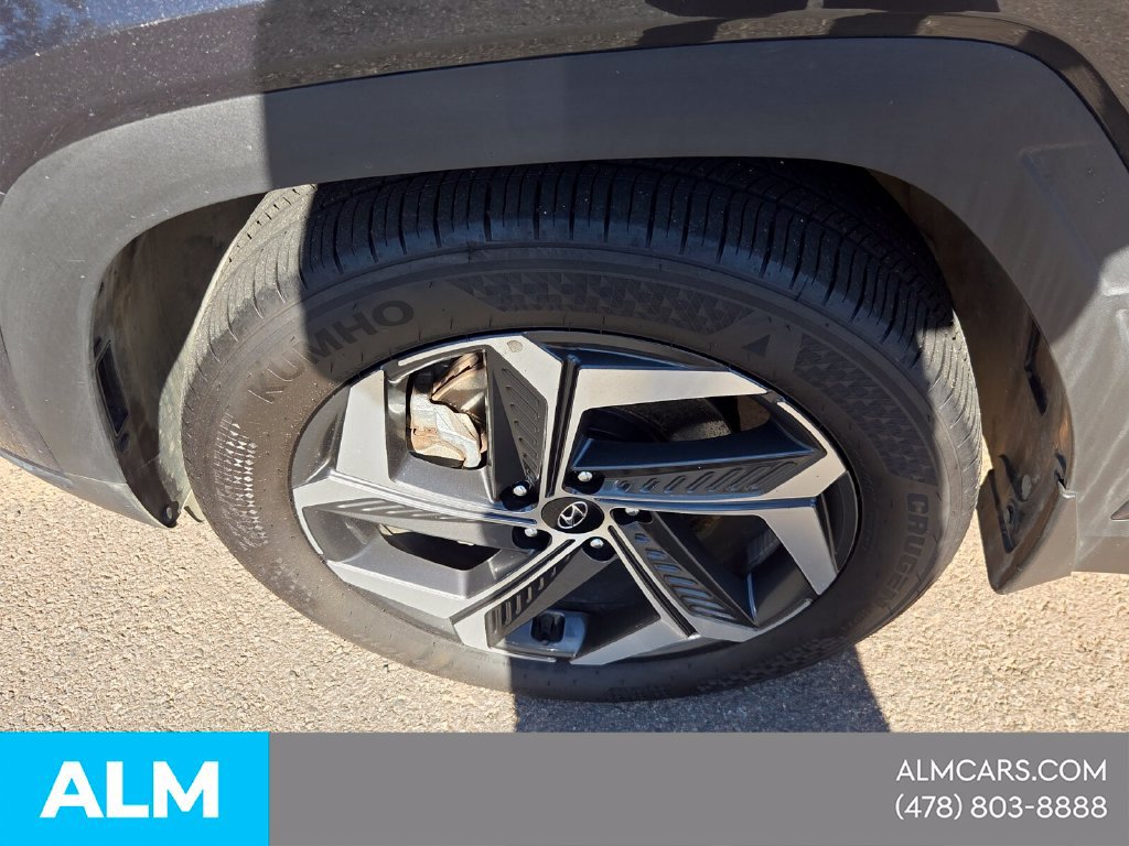 Used 2023 Hyundai Tucson Limited w/ Cargo Package FWD image 3