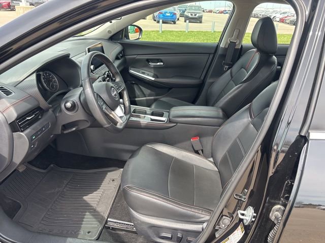 Used 2024 Nissan Sentra SR w/ SR Premium Package FWD image 6