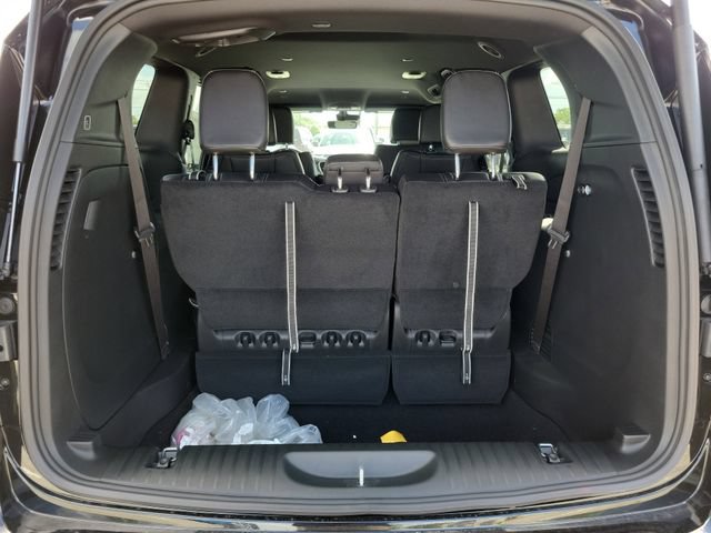 New 2026 Chrysler Voyager LX FWD image 7