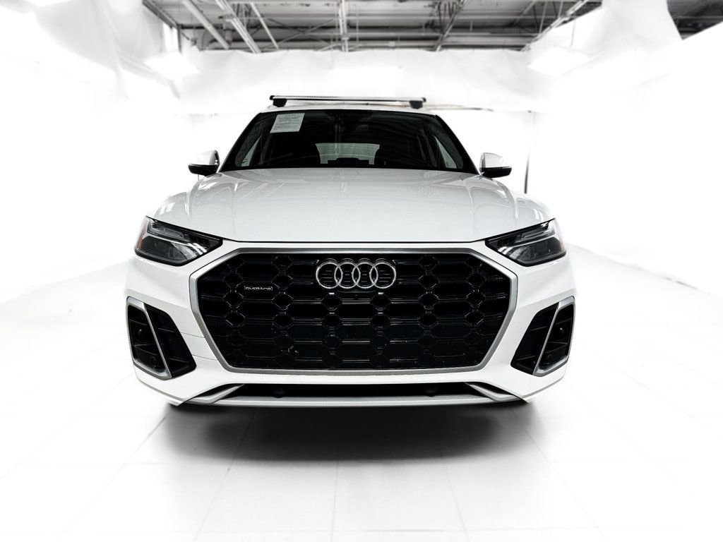Used 2023 Audi Q5 Premium image 2