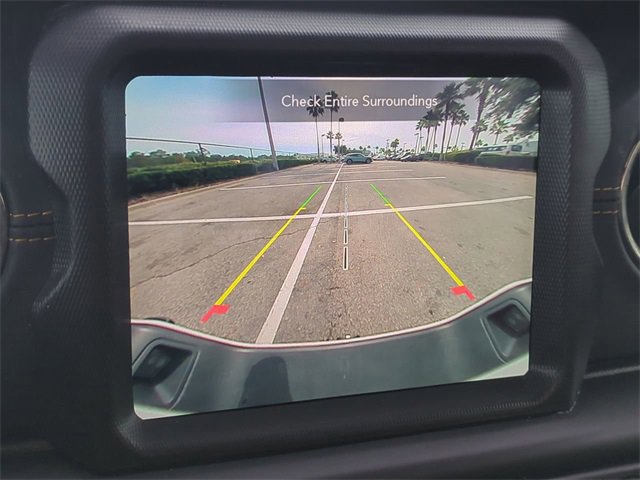 Used 2023 Jeep Gladiator Overland image 20