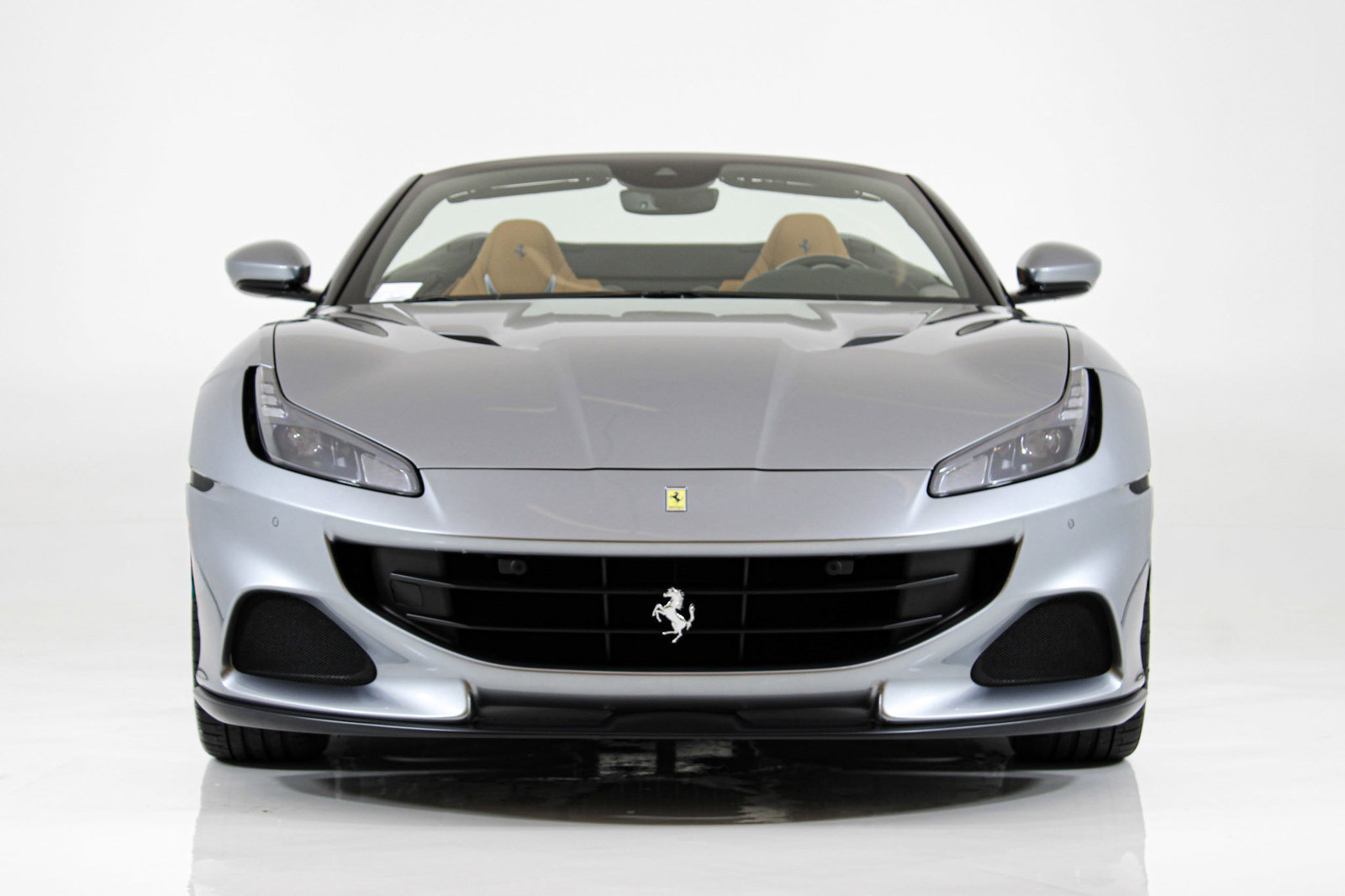 Certified 2023 Ferrari Portofino M RWD image 16