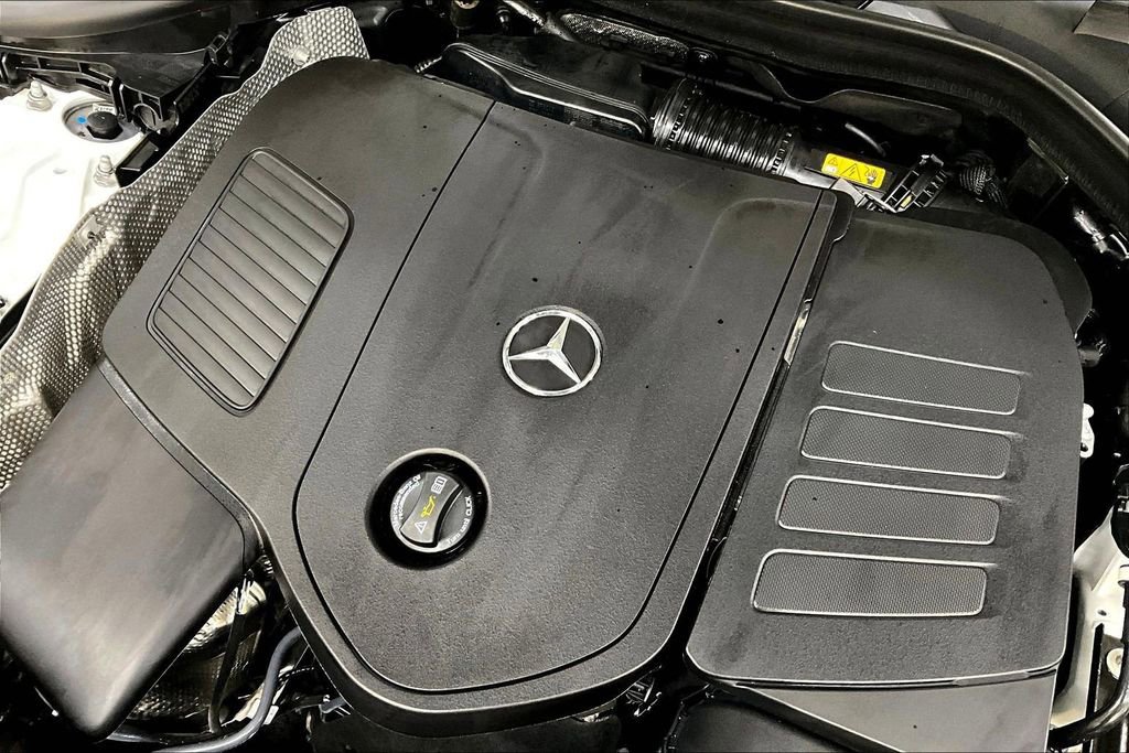 Used 2023 Mercedes-Benz GLC 300 4MATIC image 31