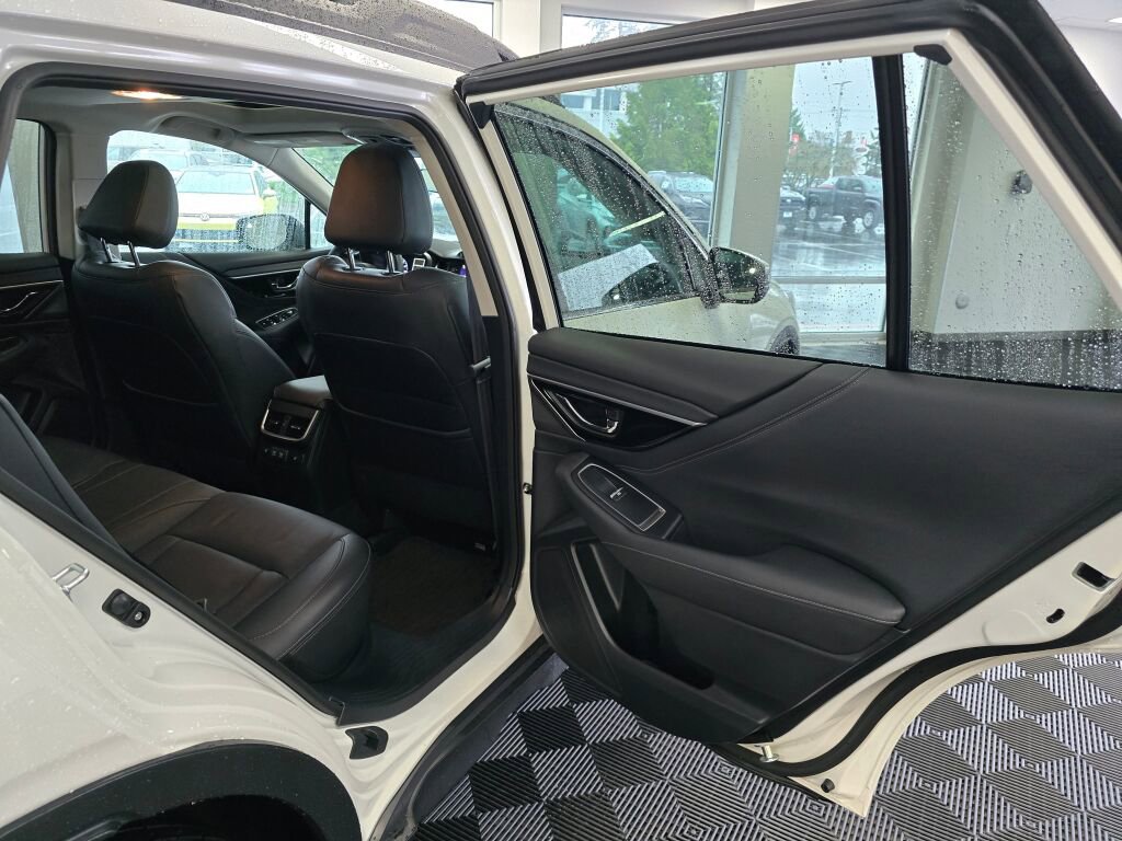 Used 2022 Subaru Outback Limited image 39