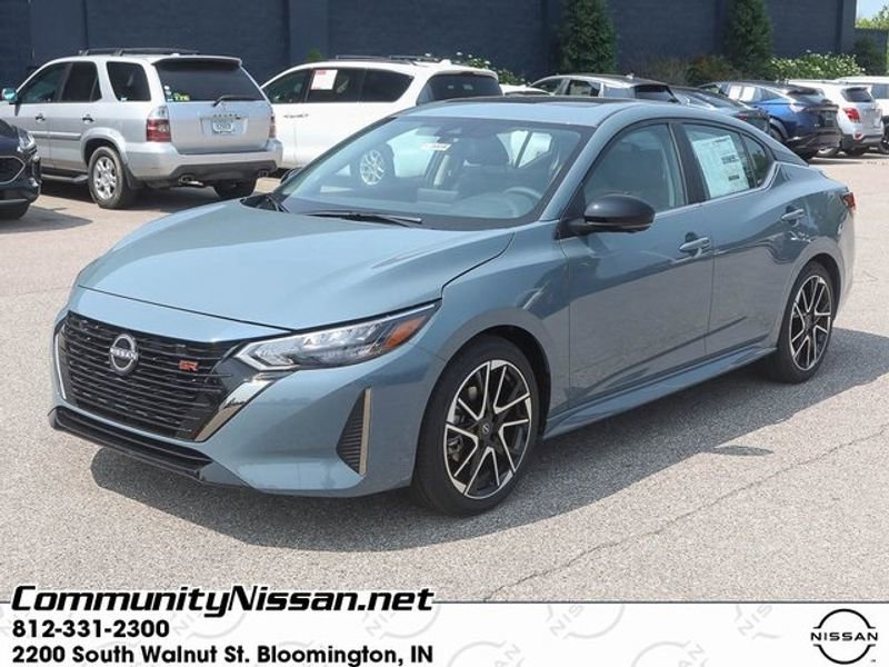 New 2025 Nissan Sentra SR w/ SR Premium Package image 2