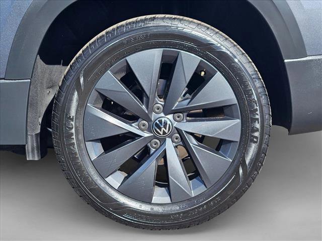 Used 2022 Volkswagen Taos S image 21