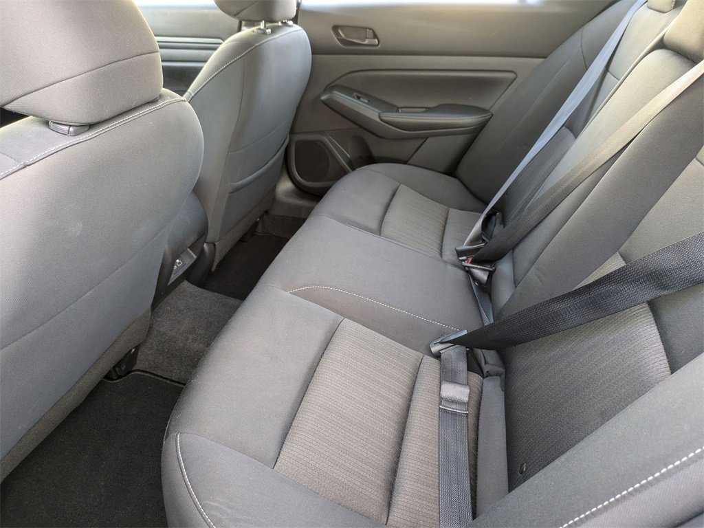 Used 2024 Nissan Altima 2.5 SV image 27