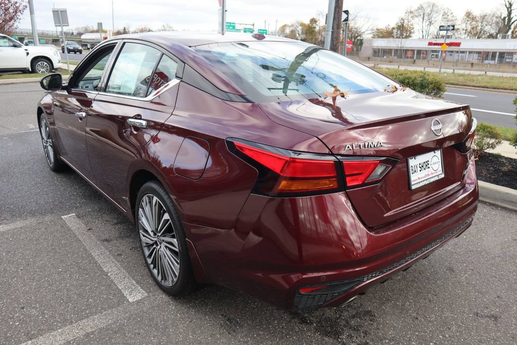 Certified 2025 Nissan Altima 2.5 SL AWD/4WD image 8