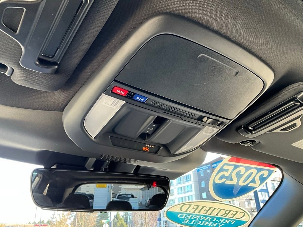 Certified 2025 Subaru Forester Premium image 16