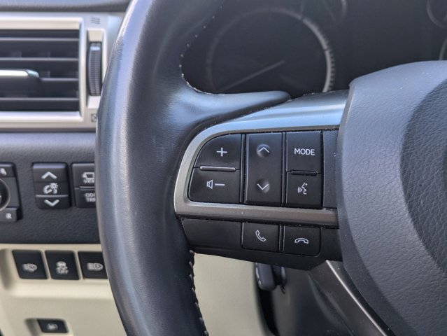 Used 2023 Lexus GX 460 Luxury w/ Accessory Package image 11