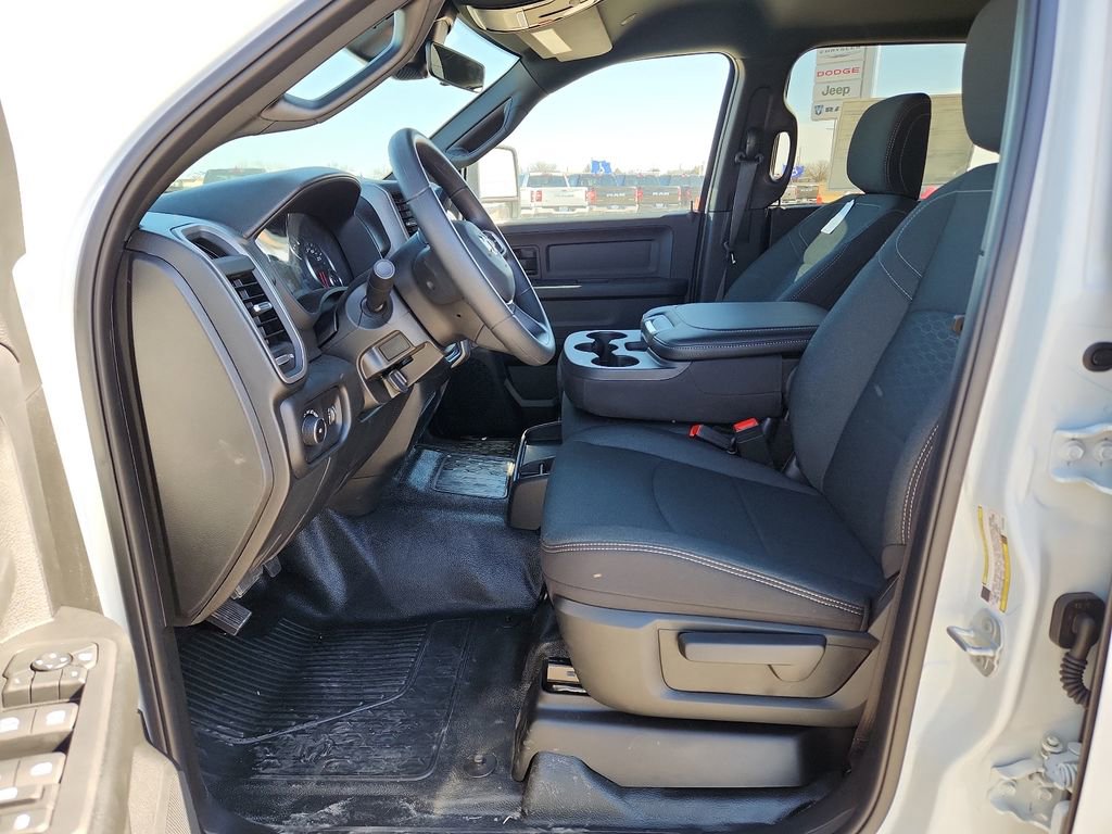 New 2026 RAM 3500 Tradesman w/ Chrome Appearance Group A AWD/4WD image 16