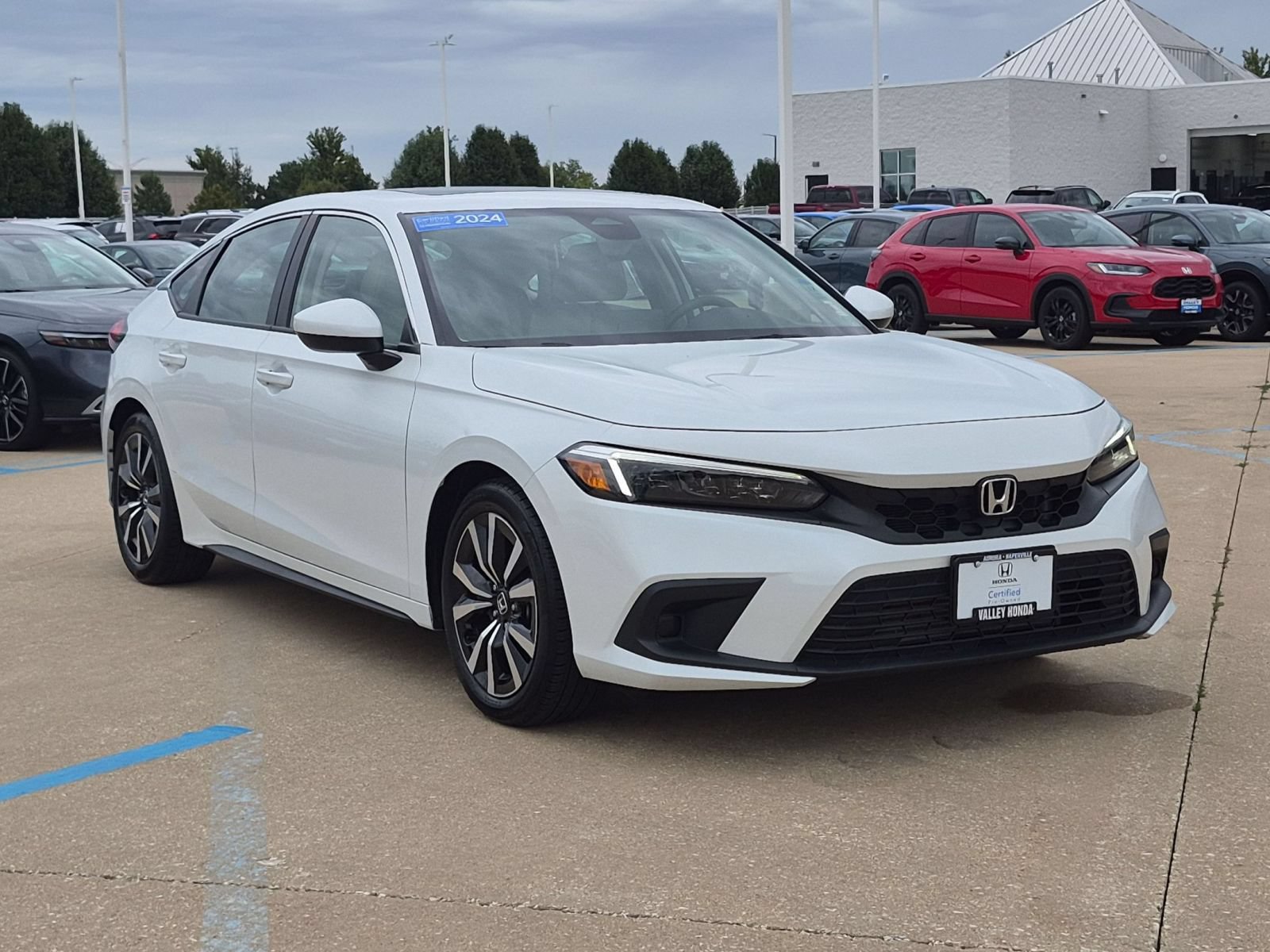 Certified 2024 Honda Civic EX-L image 5