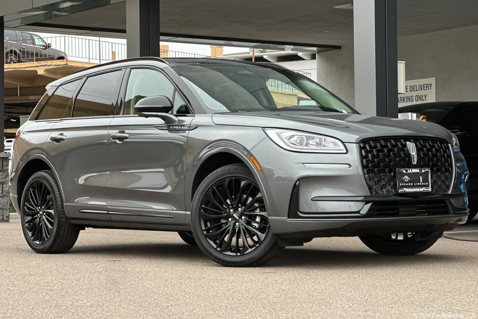 New 2025 Lincoln Corsair Reserve w/ Equipment Group 202A