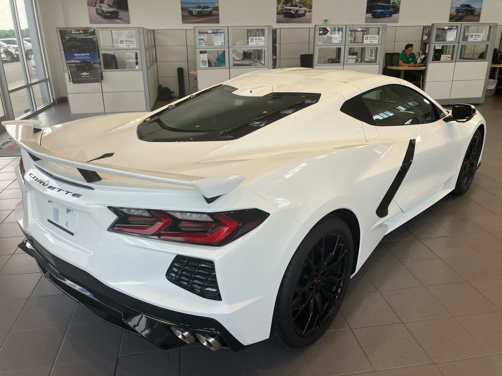 New 2026 Chevrolet Corvette Stingray Coupe w/ Z51 Performance Package RWD image 7