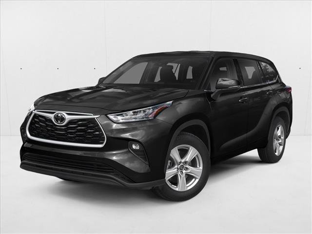 Used 2021 Toyota Highlander LE