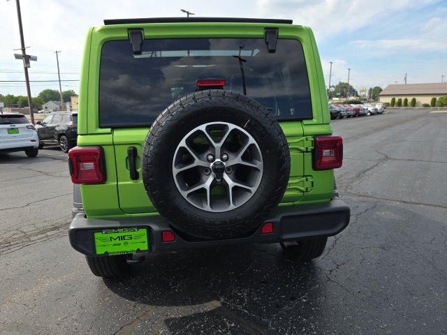 Used 2025 Jeep Wrangler Unlimited Sport AWD/4WD image 6