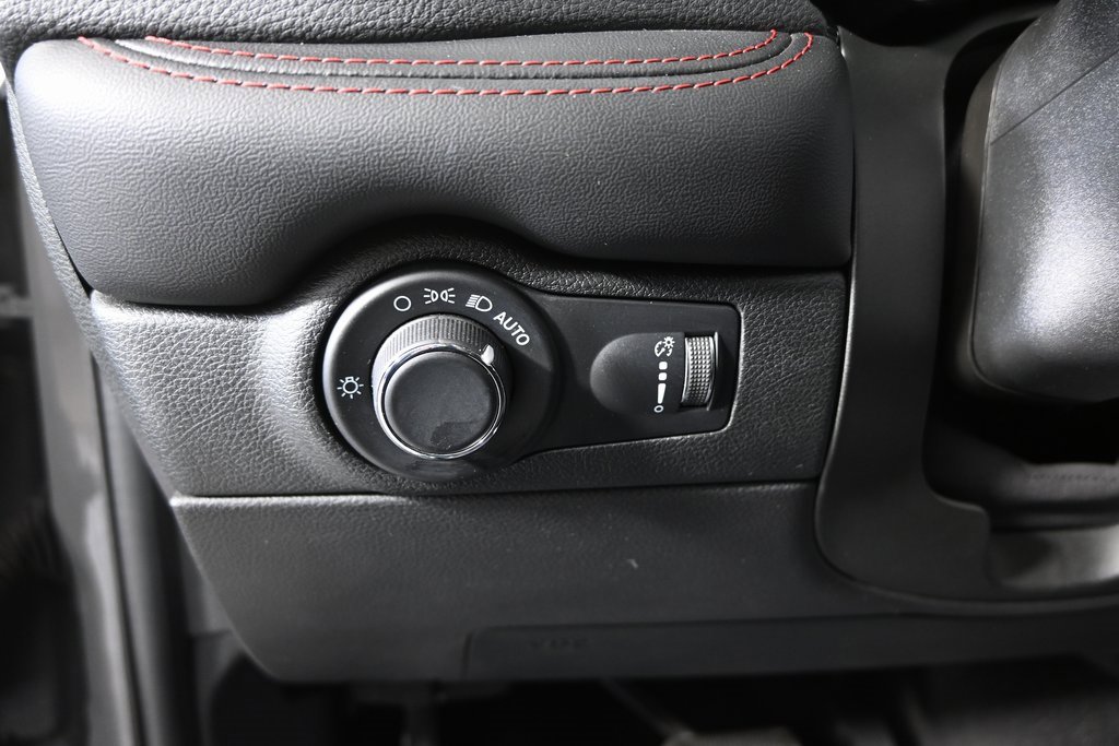 Used 2023 Dodge Durango GT image 24