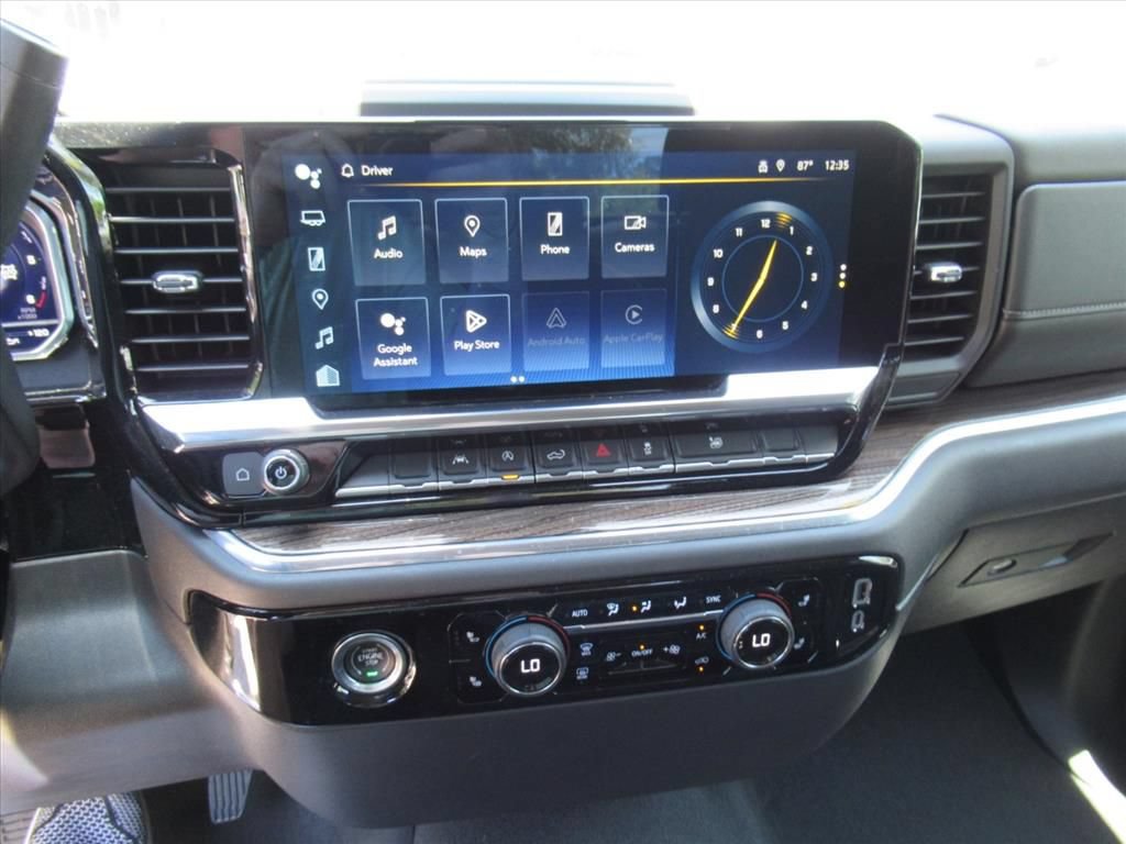 Used 2024 Chevrolet Silverado 1500 LT AWD/4WD image 25