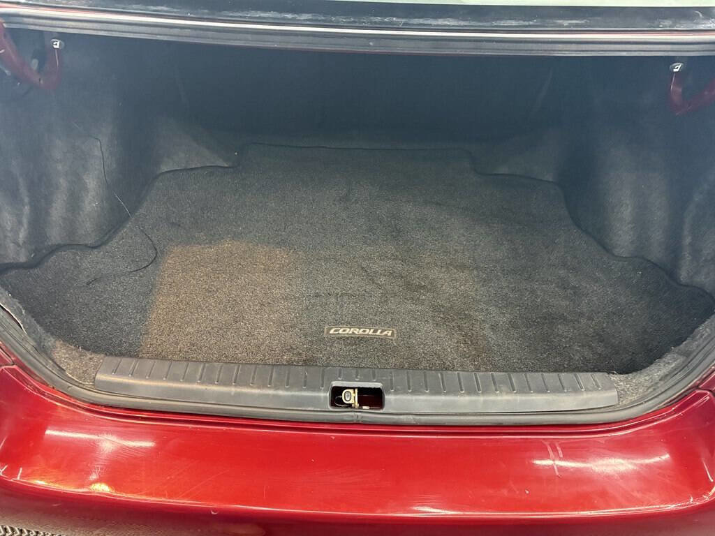 Used 2003 Toyota Corolla LE image 18