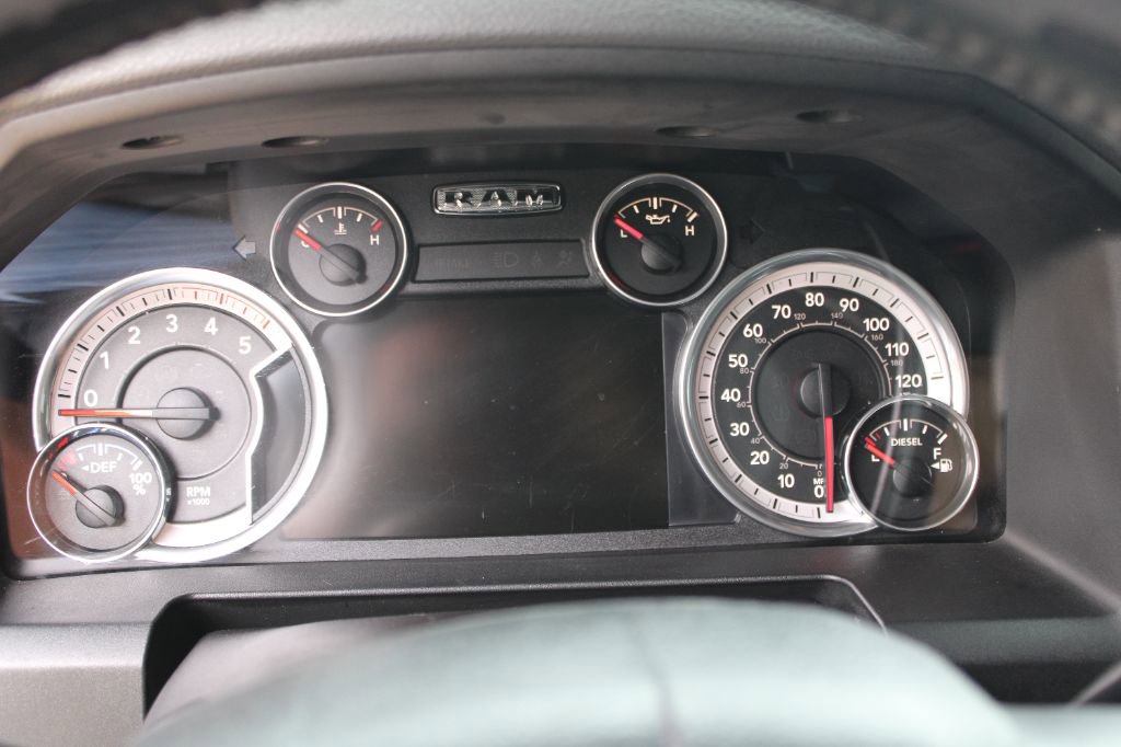 Used 2016 RAM 2500 SLT w/ Popular Equipment Group AWD/4WD image 12