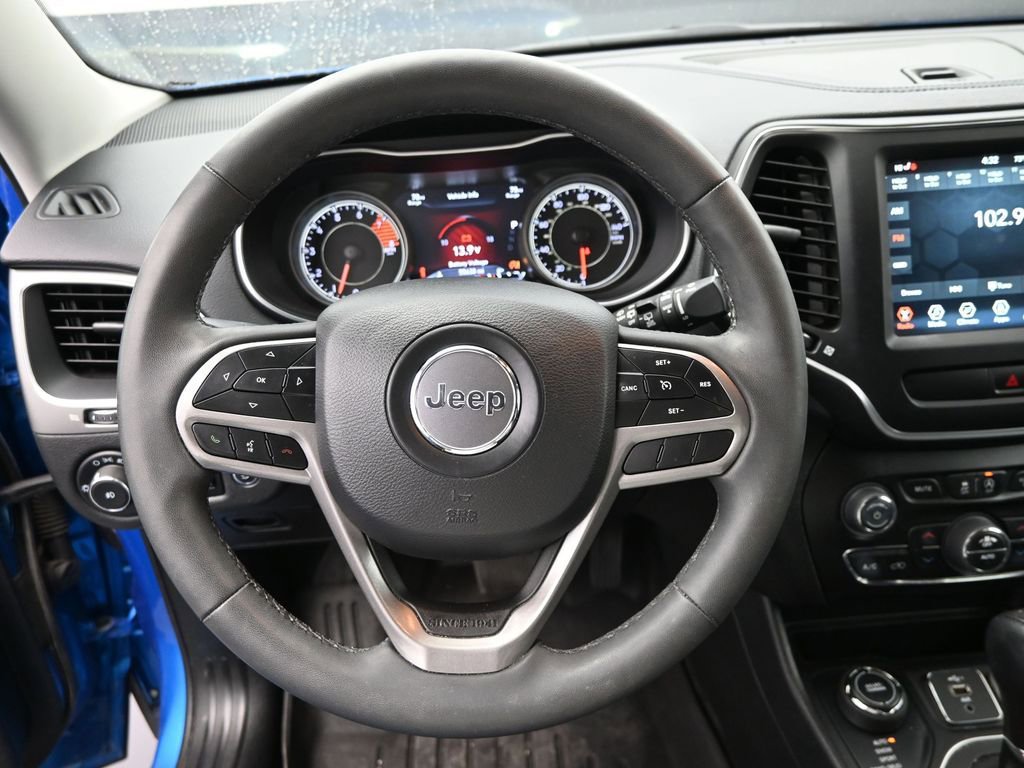 Used 2022 Jeep Cherokee Latitude Lux w/ Sun & Sound Group image 16