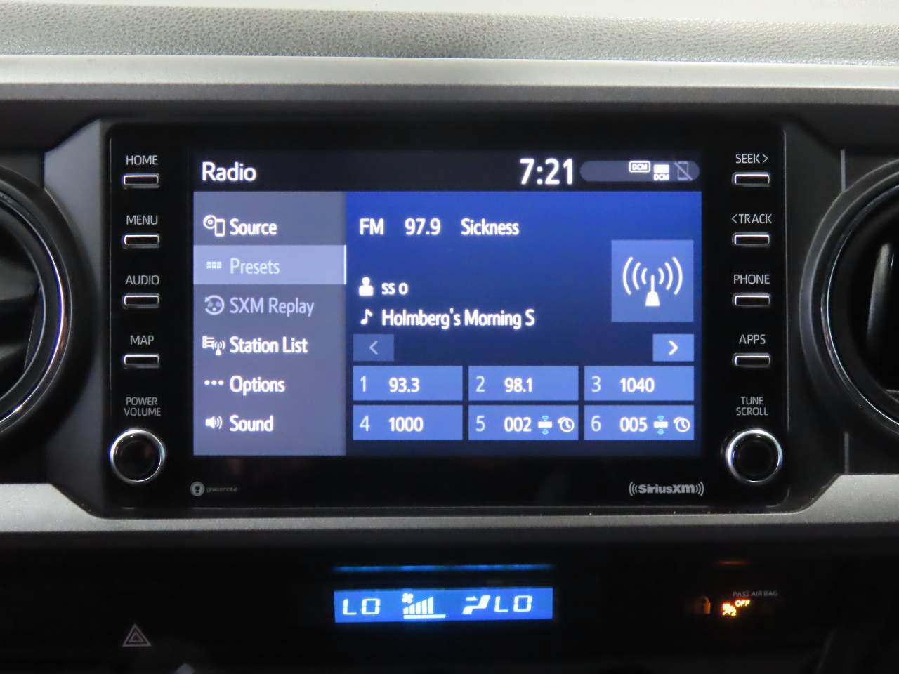 Used 2023 Toyota Tacoma TRD Off-Road AWD/4WD image 13