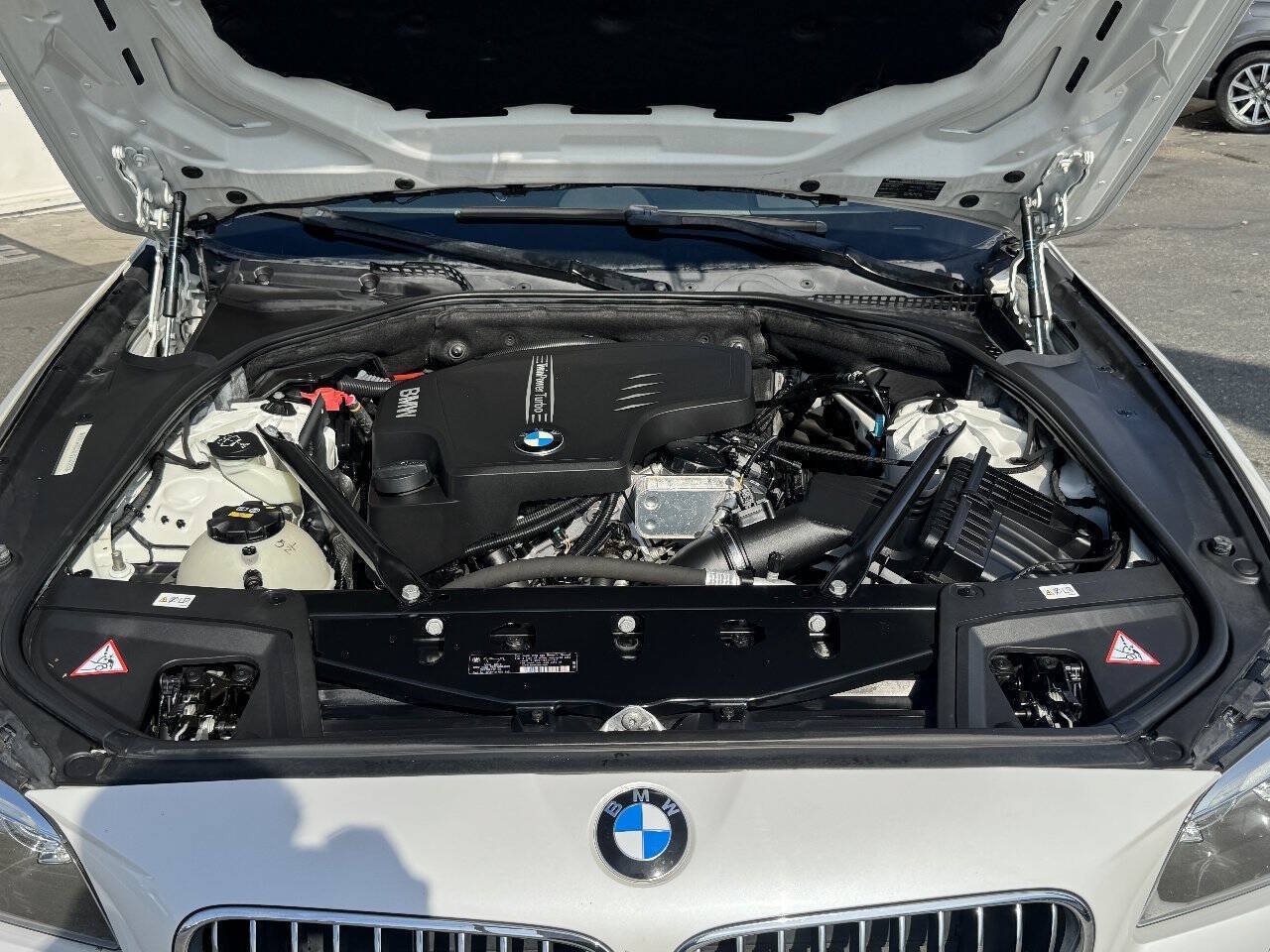 Used 2015 BMW 528i Sedan RWD image 13