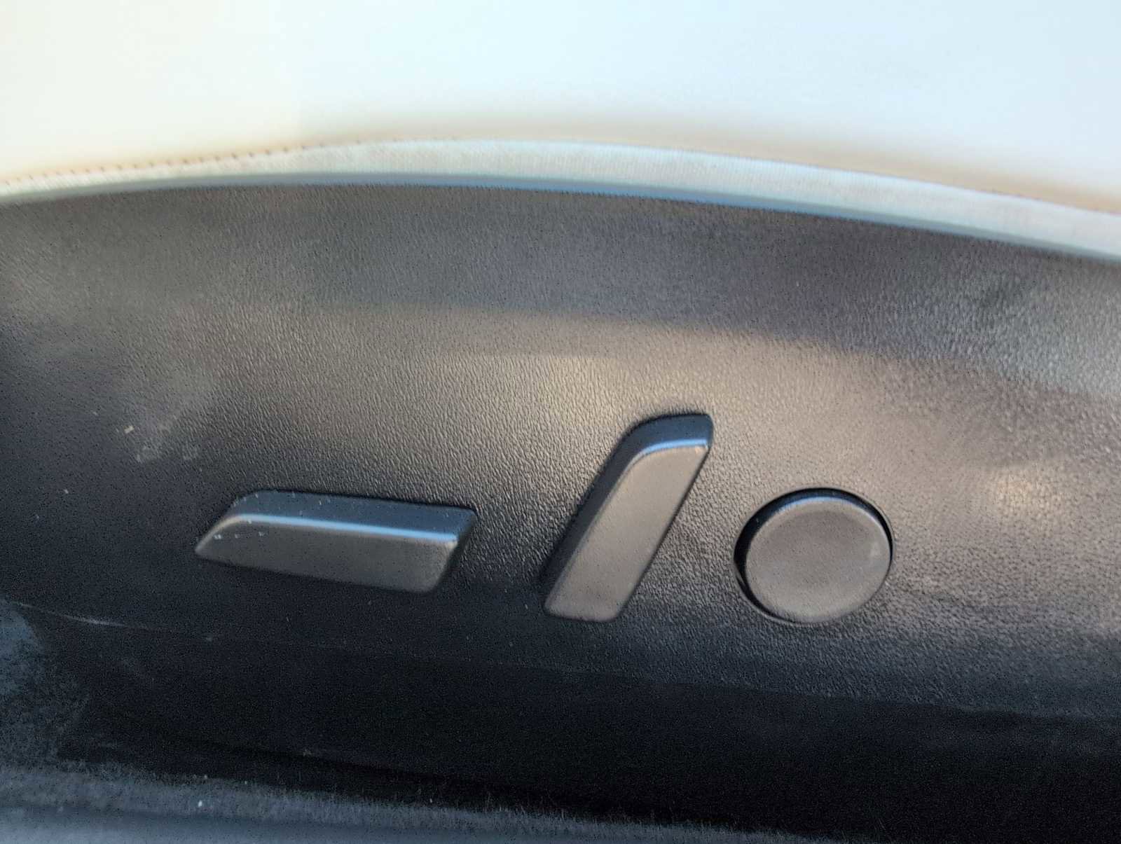 Used 2019 Tesla Model 3 Standard Range Plus image 16