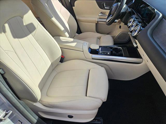 Used 2022 Mercedes-Benz GLA 250 4MATIC image 19