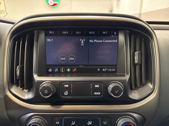 Used 2022 Chevrolet Colorado Z71 image 28