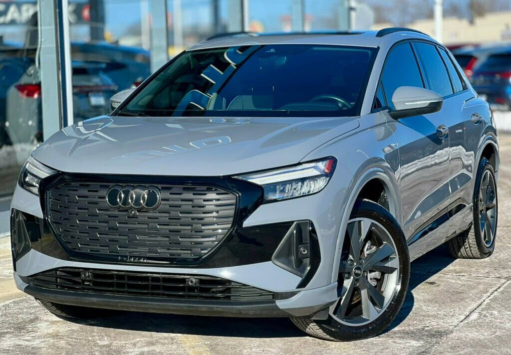 Used 2024 Audi Q4 e-tron Premium Plus w/ Premium Plus image 29