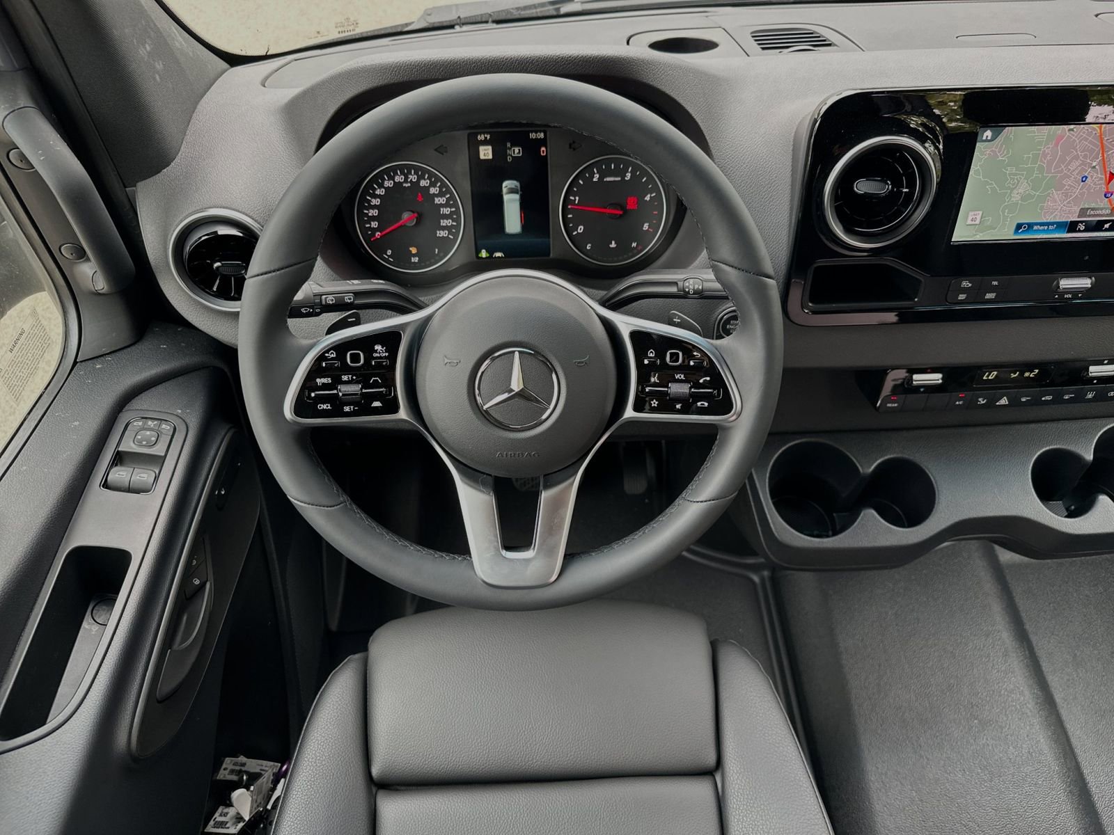 Used 2024 Mercedes-Benz Sprinter 2500 image 14