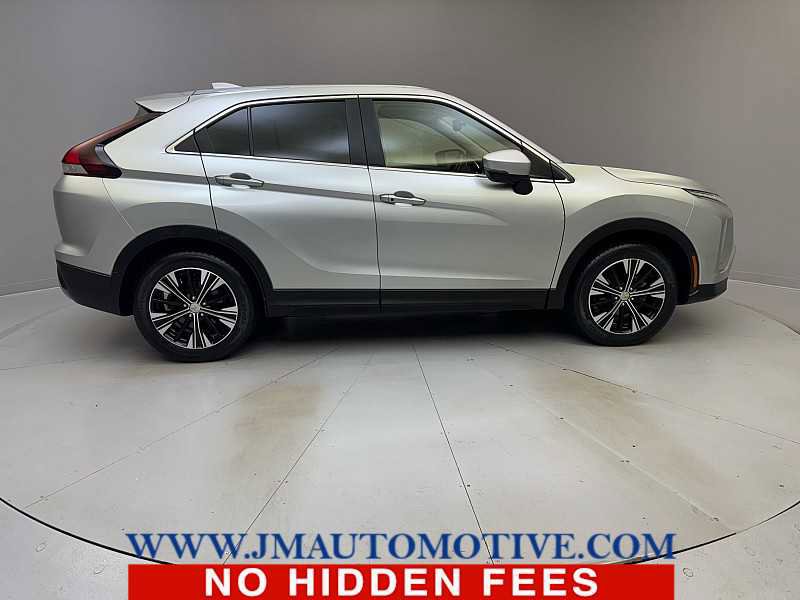 Used 2022 Mitsubishi Eclipse Cross SE image 6